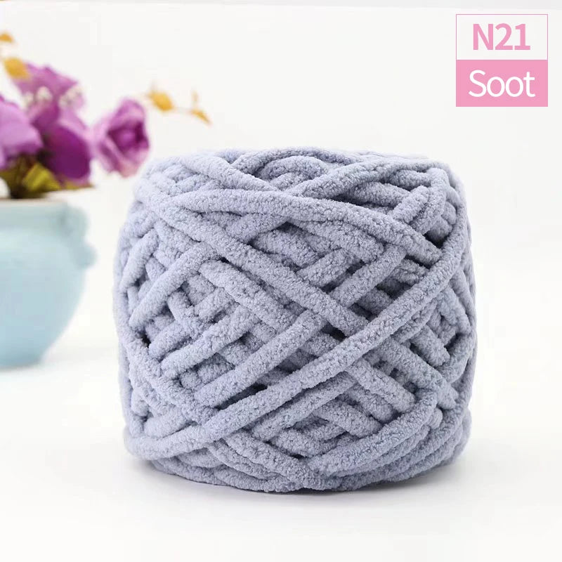 QJH Chunky Thick Polyester Jumbo Yarn Ball 100g