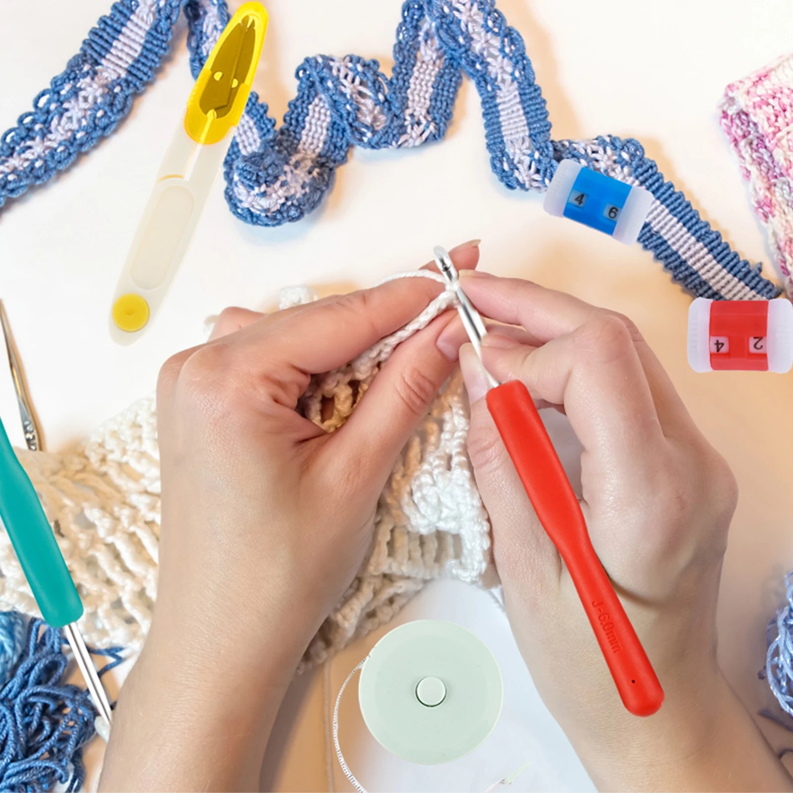 72/144Pcs Soft Grip Crochet Hooks Set (2-6mm)