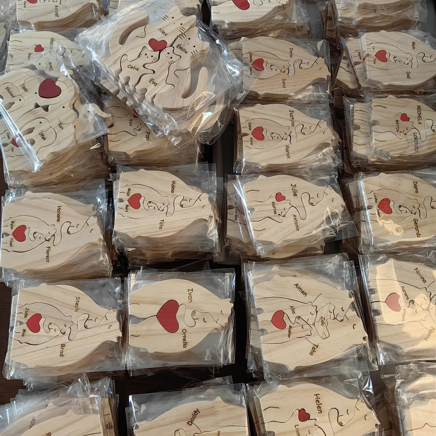 Personalized Wooden Bear Family Puzzle – Customizable Name Gift